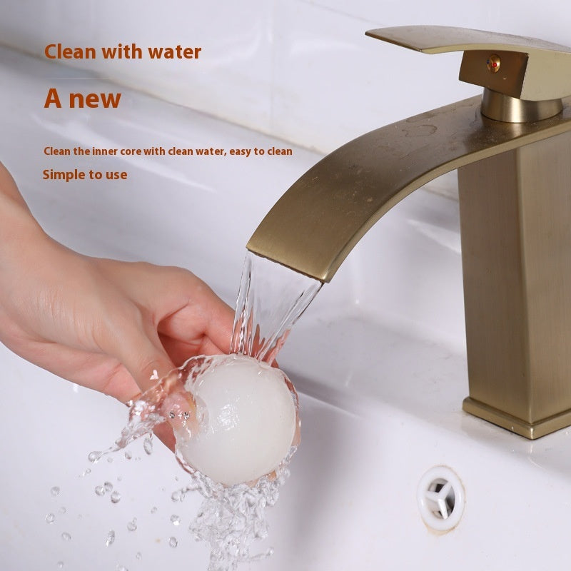 Reusable Pet Hair Remover Ball – Washable Sticky Gel Lint Roller for Clothes & Furniture