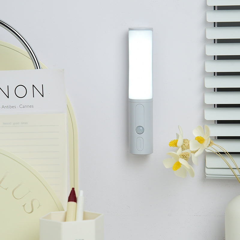 Blazzon Smart Induction LED Night Light – USB Motion Lamp